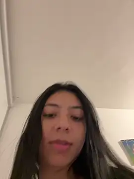 Snapshot of Liissa_cute_ chatting on March 2025 11:54:02 PM Liissa cute online show from March 2025 11:54:02 PM