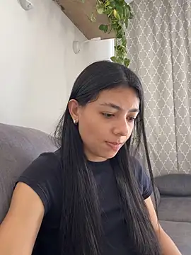 Snapshot of Liissa_cute_ chatting on September 2025 06:51:01 PM Liissa cute online show from September 2025 06:51:01 PM