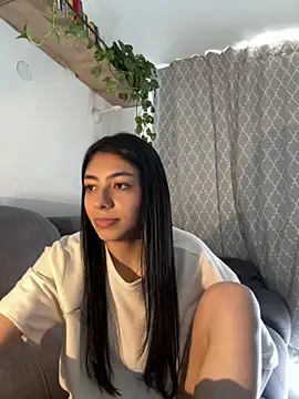 Snapshot of Liissa_cute_ chatting on September 2025 04:09:02 PM Liissa cute online show from September 2025 04:09:02 PM