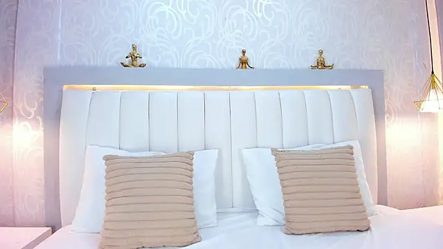 afrodytasky  online show from October 2025 11:39:01 AM