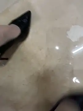 andii-1 online show from February 2025 05:18:02 AM