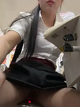 andii-1 online show from February 2025 05:12:02 AM