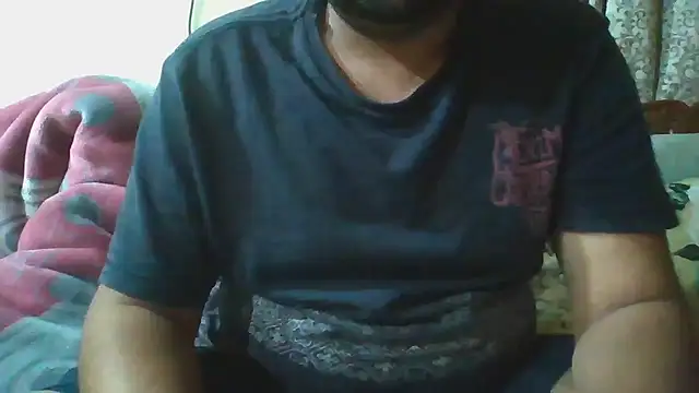 Snapshot of whoreboi98 chatting on January 2026 01:05:02 PM whoreboi98 online show from January 2026 01:05:02 PM