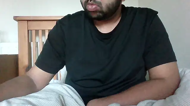 Snapshot of whoreboi98 chatting on April 2026 06:46:01 PM whoreboi98 online show from April 2026 06:46:01 PM