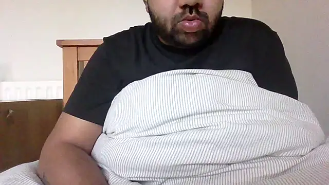 Snapshot of whoreboi98 chatting on April 2026 05:51:01 PM whoreboi98 online show from April 2026 05:51:01 PM