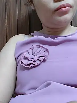 Snapshot of _Mira_69_ chatting on June 2026 12:00:01 PM Mira 69 online show from June 2026 12:00:01 PM