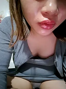 Snapshot of Wettpussyxx chatting on October 2025 06:29:02 PM Wettpussyxx online show from October 2025 06:29:02 PM