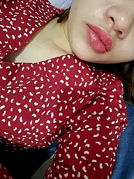 Snapshot of Wettpussyxx chatting on November 2025 01:04:01 AM Wettpussyxx online show from November 2025 01:04:01 AM