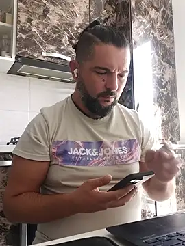 Snapshot of Winchesterguy chatting on September 2025 08:25:01 AM Winchesterguy online show from September 2025 08:25:01 AM