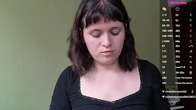 Snapshot of NEXT_DOOR_GIRL_ chatting on June 2026 08:10:02 PM NEXT DOOR GIRL online show from June 2026 08:10:02 PM