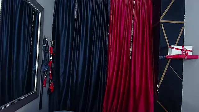 AvaLusty online show from March 2025 07:48:01 PM