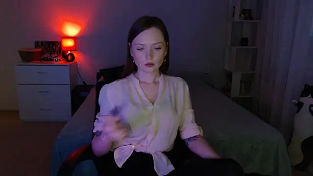 Snapshot of Allaria chatting on April 2026 04:00:02 PM Allaria online show from April 2026 04:00:02 PM