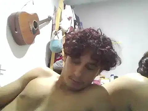 Snapshot of pedrodavid_ chatting on February 2025 04:44:02 AM pedrodavid  online show from February 2025 04:44:02 AM