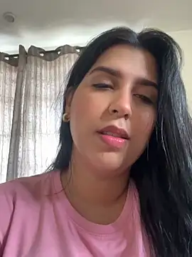 Snapshot of NiaSoler chatting on May 2026 03:50:02 PM NiaSoler online show from May 2026 03:50:02 PM