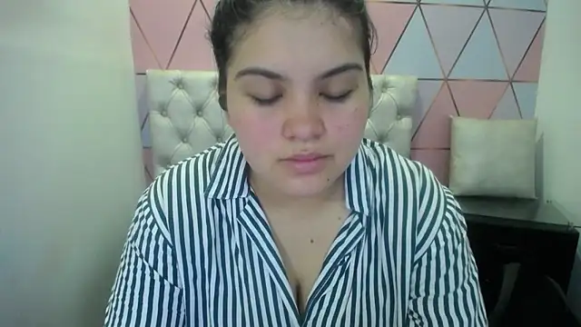Snapshot of Marinasexxx chatting on June 2026 07:07:01 PM Marinasexxx online show from June 2026 07:07:01 PM