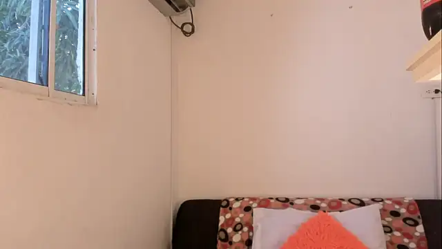 Snapshot of meganrossee69 chatting on January 2025 06:34:02 PM meganrossee69 online show from January 2025 06:34:02 PM