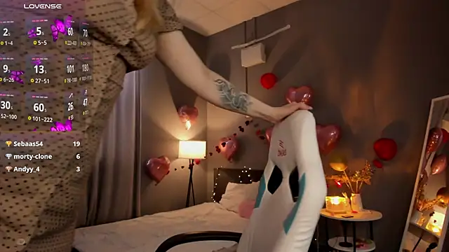 Vanessa Walters online show from March 2025 05:18:02 AM