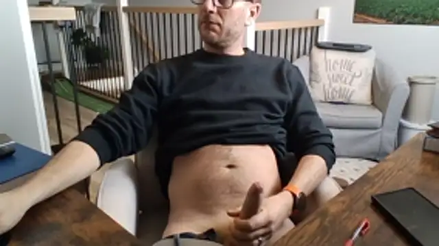 Snapshot of Bigdicktrav902 chatting on February 2026 04:58:02 PM Bigdicktrav902 online show from February 2026 04:58:02 PM