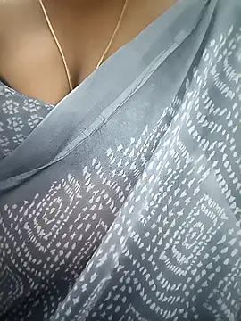 Snapshot of tamil_subha69 chatting on April 2026 06:30:02 PM tamil subha69 online show from April 2026 06:30:02 PM