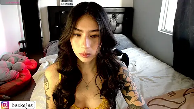 Snapshot of Beck_jones chatting on May 2026 12:22:02 PM Beck jones online show from May 2026 12:22:02 PM