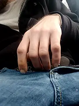 Snapshot of otterlover123 chatting on March 2025 09:59:01 PM otterlover123 online show from March 2025 09:59:01 PM