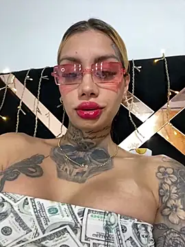 Zaratattoox online show from October 2025 07:07:02 AM