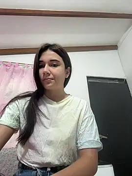 mia cooper 24 online show from February 2025 01:33:01 PM