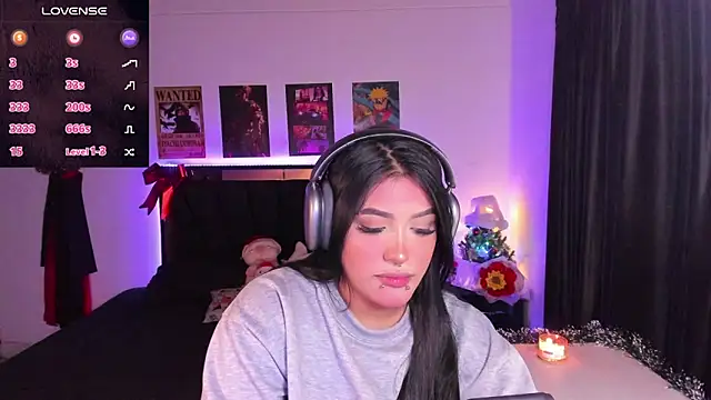 Mariana Hasper  online show from December 2025 07:23:01 AM