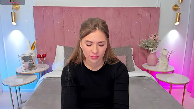 MilaVoxx online show from March 2026 05:56:02 AM