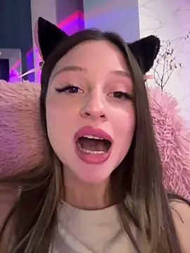 Kimsweet7 online show from March 2025 08:05:01 PM