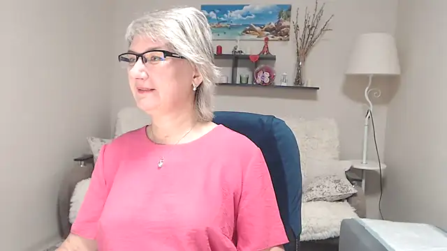 FleurMays online show from October 2025 04:12:02 AM