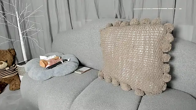 Chinhh9-9 online show from February 2026 05:50:02 AM