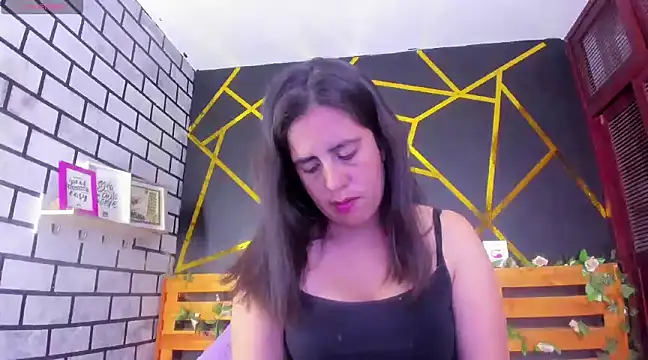 Snapshot of kathina_giraldo chatting on December 2024 04:21:01 PM kathina giraldo online show from December 2024 04:21:01 PM