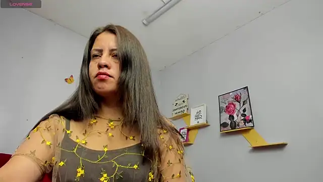 Snapshot of kathina_giraldo chatting on September 2025 01:03:01 PM kathina giraldo online show from September 2025 01:03:01 PM