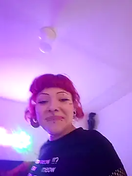 Snapshot of Sarah-Stoner chatting on July 2026 07:23:02 AM Sarah-Stoner online show from July 2026 07:23:02 AM