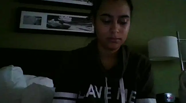 cinnaminnie online show from January 2025 08:58:02 PM