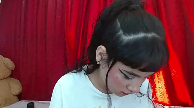 Snapshot of Maruu_miauu chatting on February 2025 04:11:02 PM Maruu miauu online show from February 2025 04:11:02 PM