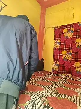 Snapshot of Hunter_boy9 chatting on December 2025 12:05:02 AM Hunter boy9 online show from December 2025 12:05:02 AM