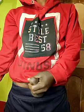 Snapshot of Hunter_boy9 chatting on January 2026 12:02:01 AM Hunter boy9 online show from January 2026 12:02:01 AM