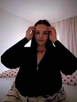 Snapshot of Jujuicy_97 chatting on July 2026 06:56:01 PM Jujuicy 97 online show from July 2026 06:56:01 PM