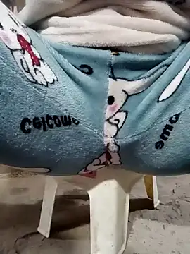 JasminePham online show from January 2025 06:54:01 AM