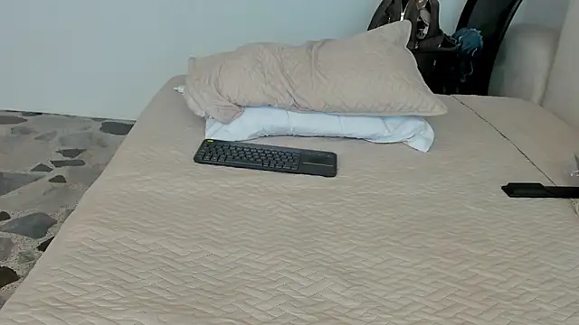 BridgetRodriguez online show from January 2025 06:21:01 PM