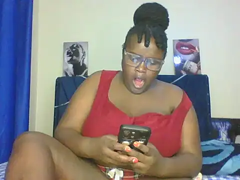 Snapshot of Montel_Montel_ chatting on March 2025 07:23:01 PM Montel Montel online show from March 2025 07:23:01 PM