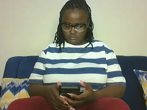 Snapshot of Montel_Montel_ chatting on November 2025 03:45:01 PM Montel Montel online show from November 2025 03:45:01 PM