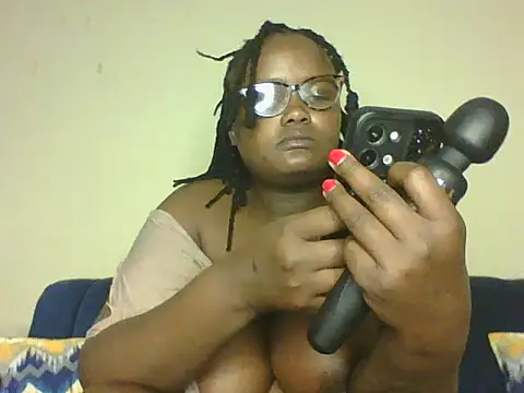 Snapshot of Montel_Montel_ chatting on February 2026 06:37:01 AM Montel Montel online show from February 2026 06:37:01 AM