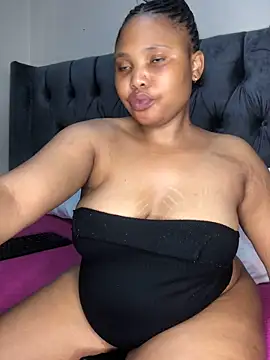 Anaelle24 online show from February 2026 08:32:02 AM