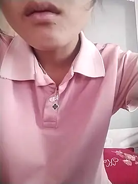 Snapshot of lytamye chatting on March 2025 08:16:01 AM lytamye online show from March 2025 08:16:01 AM