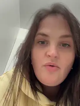 Quinnrose0420 online show from January 2025 11:40:01 PM