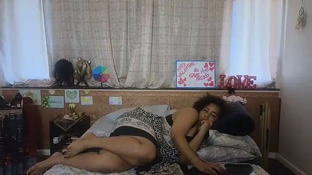 CleopatraYourRoyalAffair online show from February 2025 08:05:02 PM