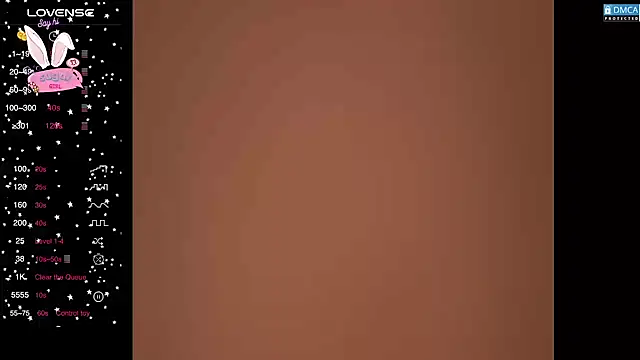 Blondecandie online show from April 2026 05:44:01 PM